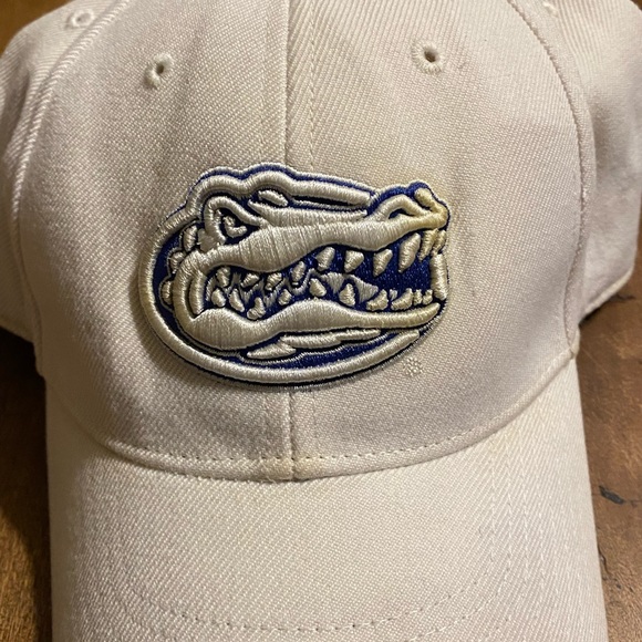 Florida Gators hat by Nike - Picture 6 of 7